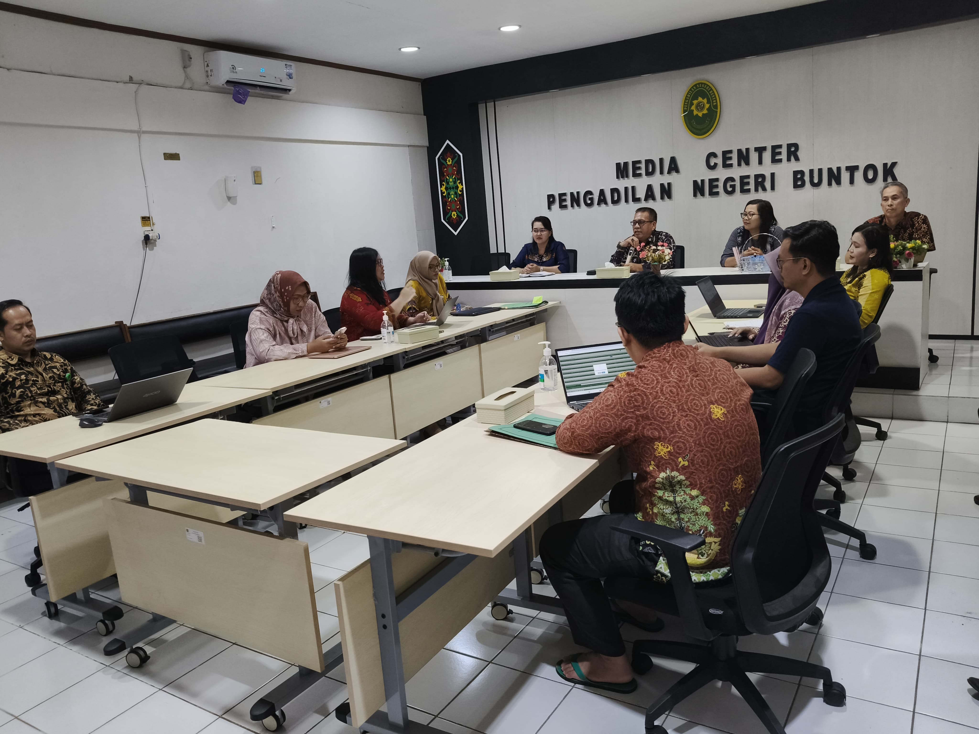 Rapat Efisiensi Anggaran 1