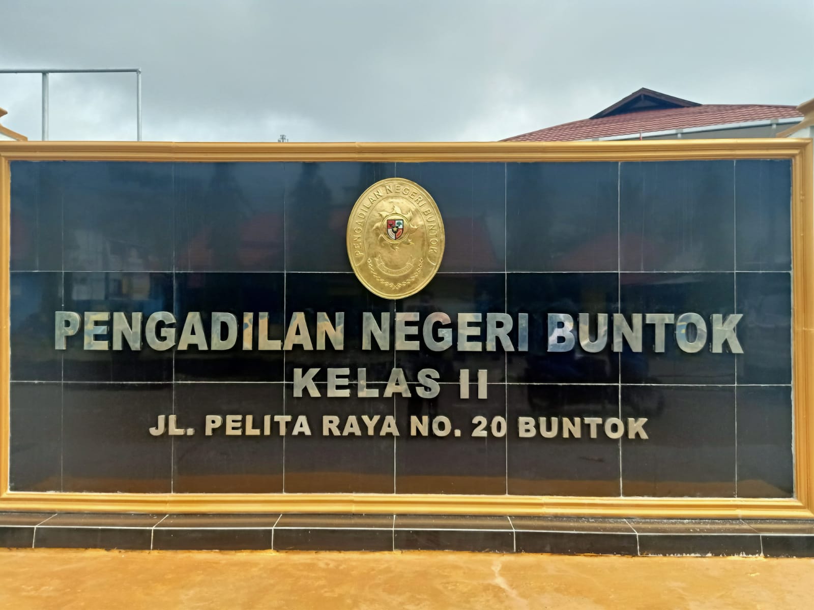 PENGADILAN NEGERI BUNTOK KELAS II SIAP MELAYANI ANDA